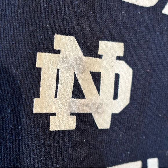 🛍️3/$30 Notre Dame Athletics women’s navy blue‎ hoodie in size medium - Picture 8 of 9